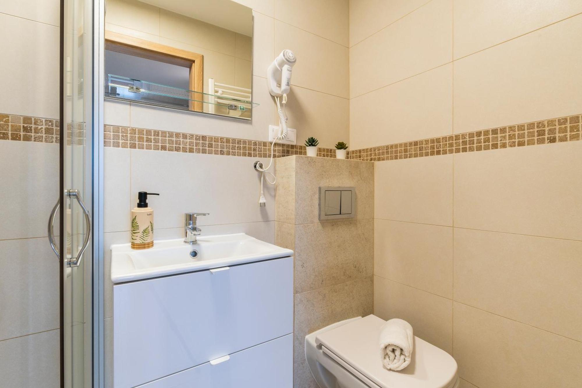 Jaskółka - pokoje i apartament przy plaży Olsztyn  Zewnętrze zdjęcie