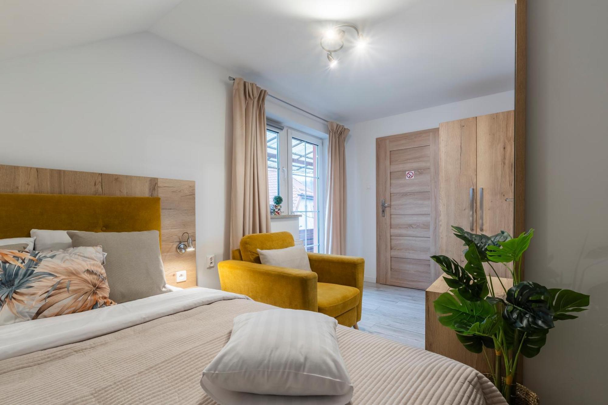 Jaskółka - pokoje i apartament przy plaży Olsztyn  Zewnętrze zdjęcie
